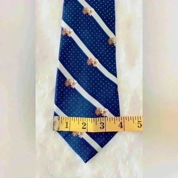 Lanvin Men’s Tie 100% Silk Made in France - Picture 2 of 7